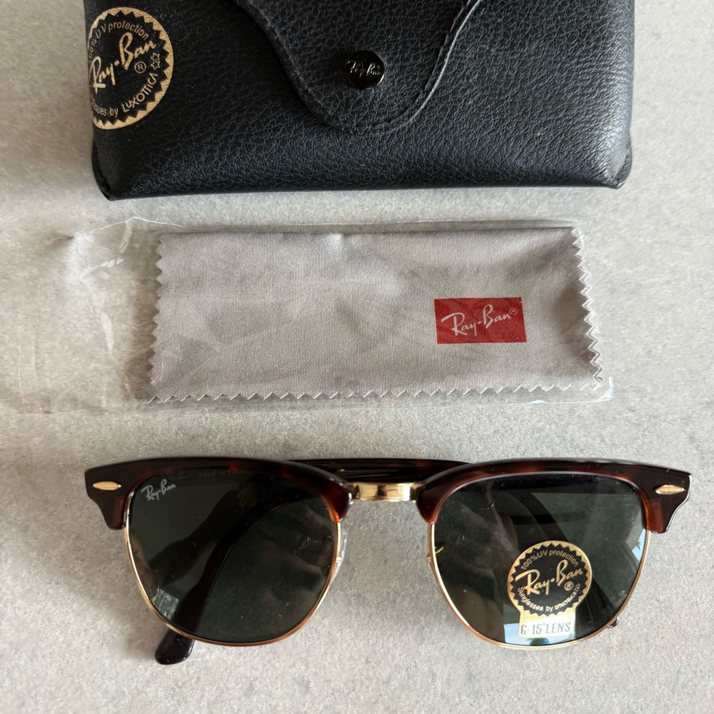 RayBan Clubmaster - Tortoise UNWORN